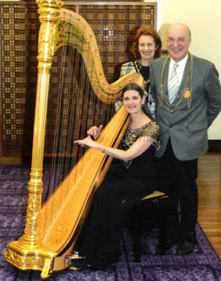 Janet Bennett Newcastle Harpist & Singer